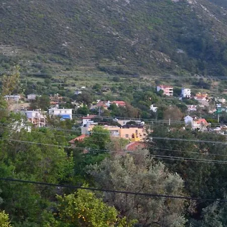 Soeguet Ada Pansiyon בית אירוח Sogut (Aegean)