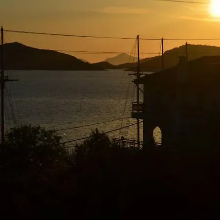 בית אירוח Soeguet Ada Pansiyon Sogut (Aegean)