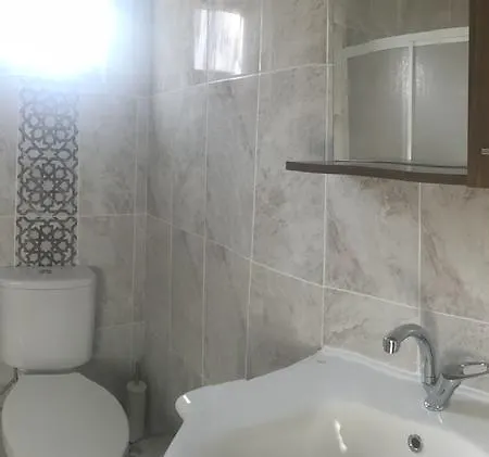 בית אירוח Soeguet Ada Pansiyon